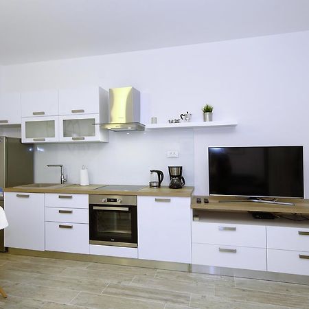 First Floor Zadar Apartment Zewnętrze zdjęcie